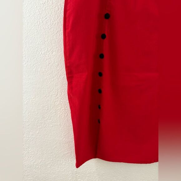 Sourpuss red pencil skirt with black buttons details size XXL - Picture 4 of 7
